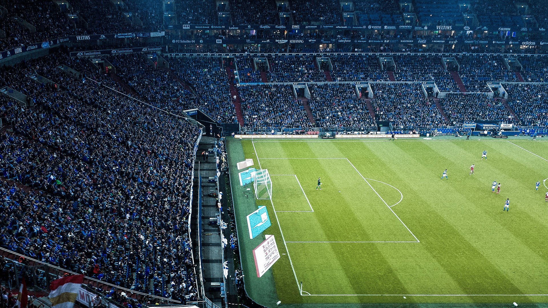 LOL赛场英雄操作精彩纷呈,lol比赛精彩操作集锦