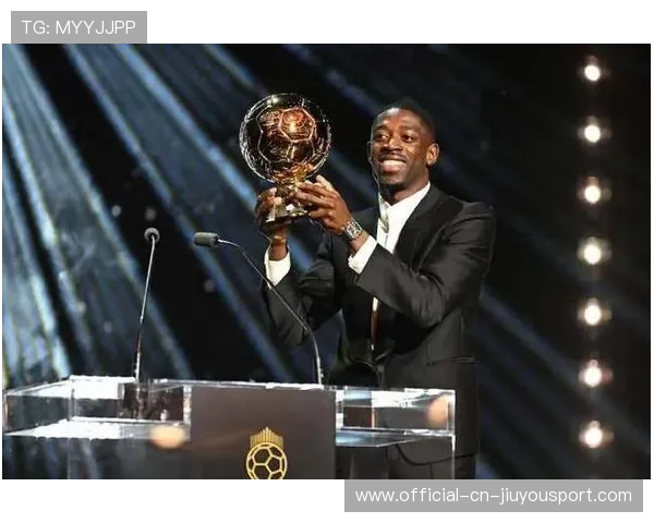 28岁登贝莱夺金球，泪洒领奖台感恩梅西！，登贝莱还在巴萨吗