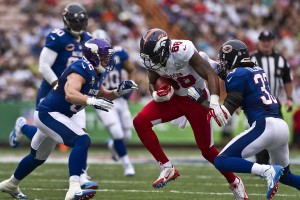 九游娱乐官方网站-赛事期间交通出行保障体系完善，公共交通频次提升，公共交通出行率